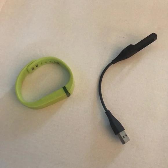 Fitbit - Picture 3 of 3